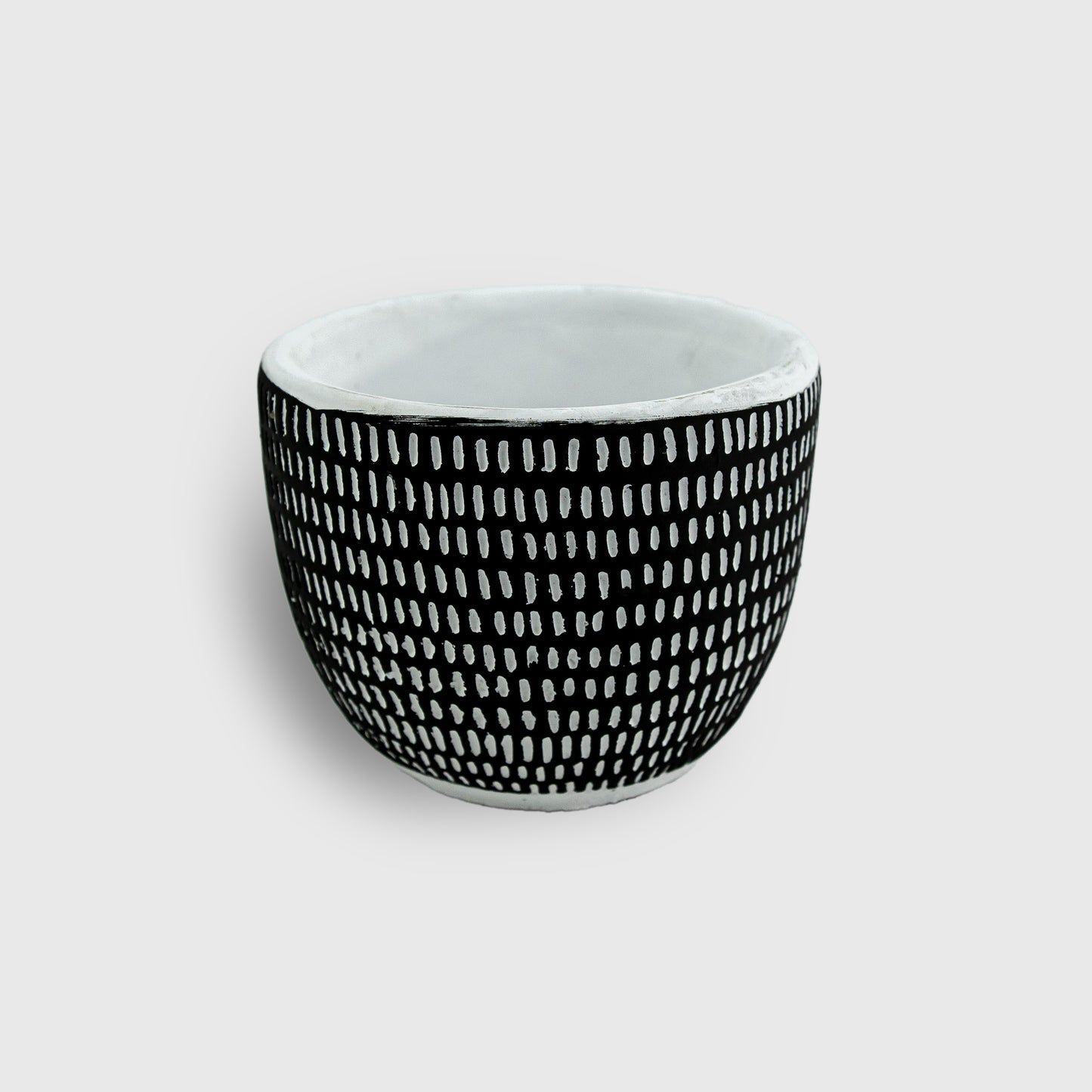 Black & White Pot